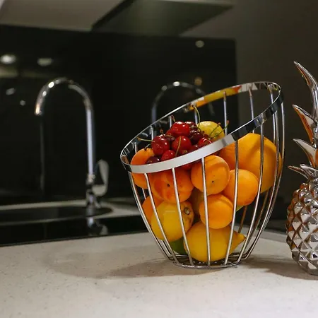 费克提里公寓 *